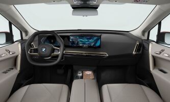 BMW iX esikatselu 3