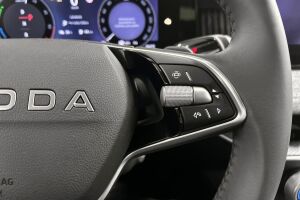 Skoda Superb esikatselu 21