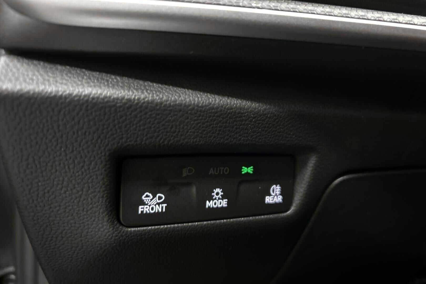 Skoda Superb iso kuva 10