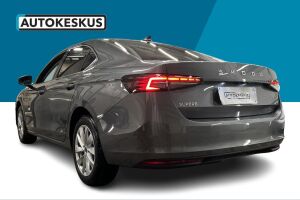 Skoda Superb esikatselu 4