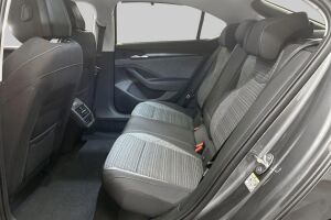 Skoda Superb esikatselu 17