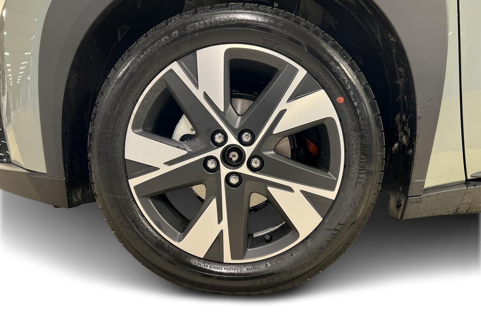 Toyota Aygo X iso kuva 11