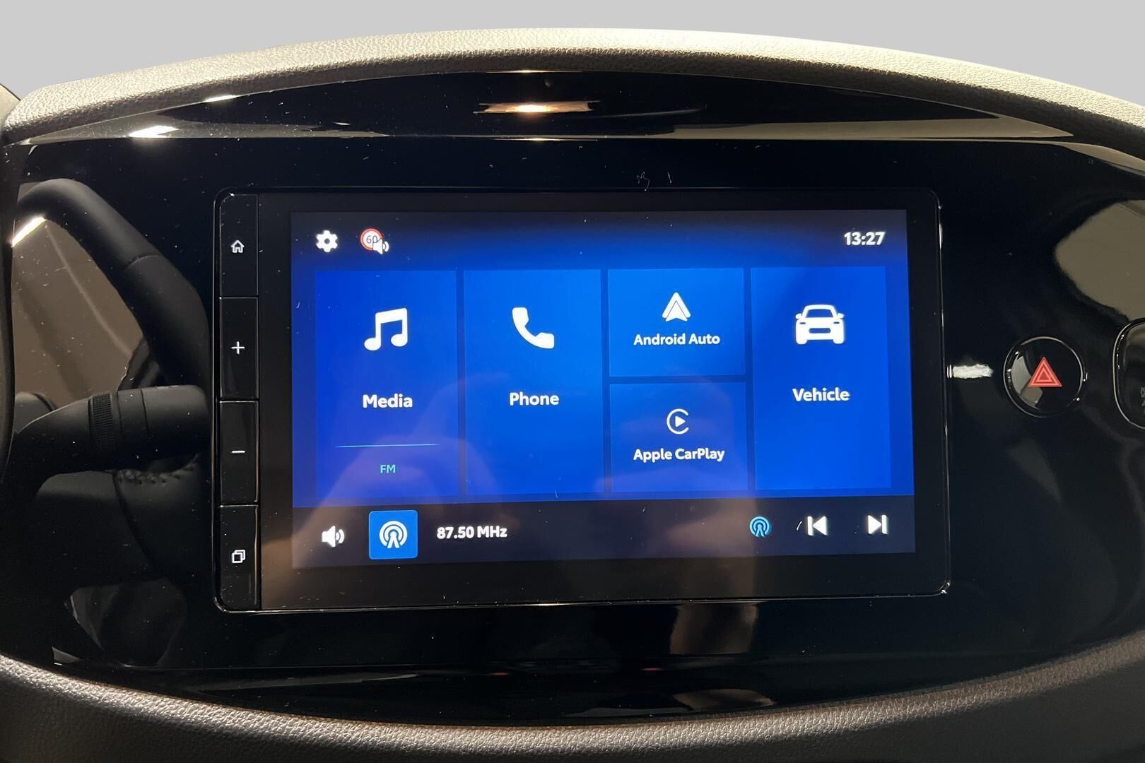 Toyota Aygo X iso kuva 13