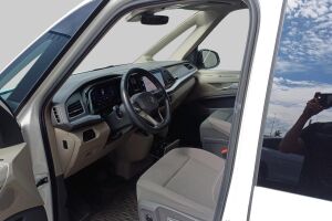 Volkswagen Multivan esikatselu 2