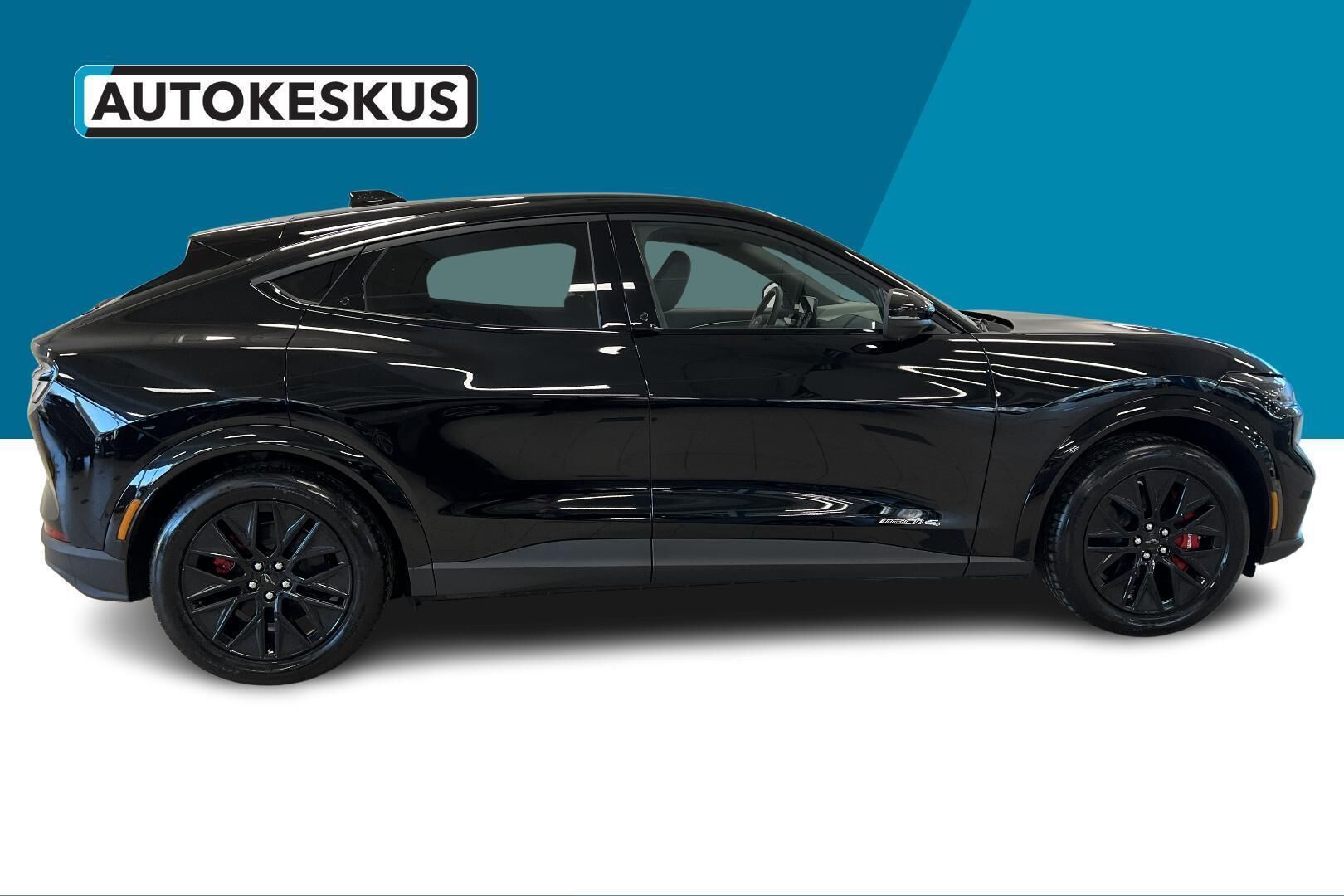 Ford Mustang Mach-E iso kuva 3