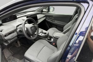 Toyota bZ4X esikatselu 1