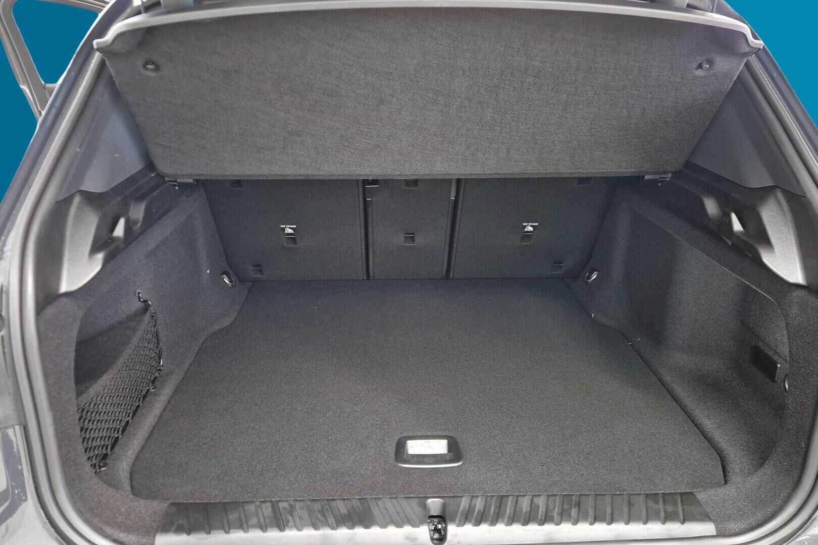 BMW iX3 iso kuva 11