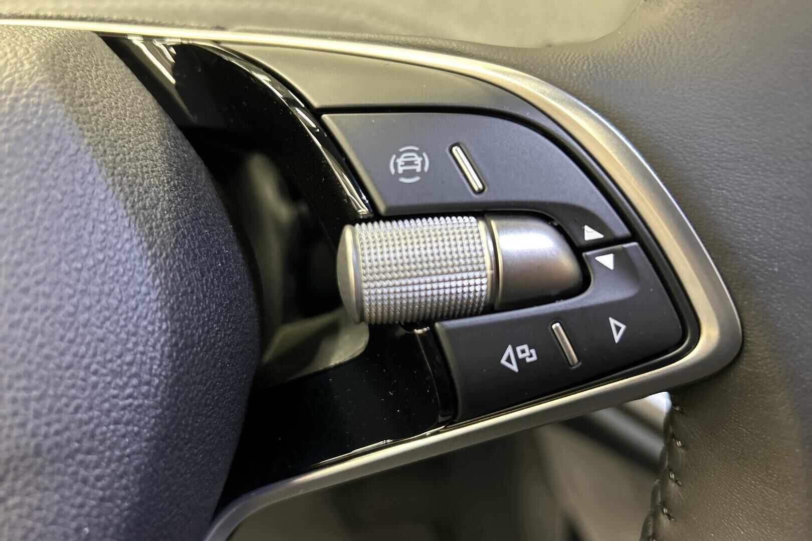 Skoda Enyaq iso kuva 17