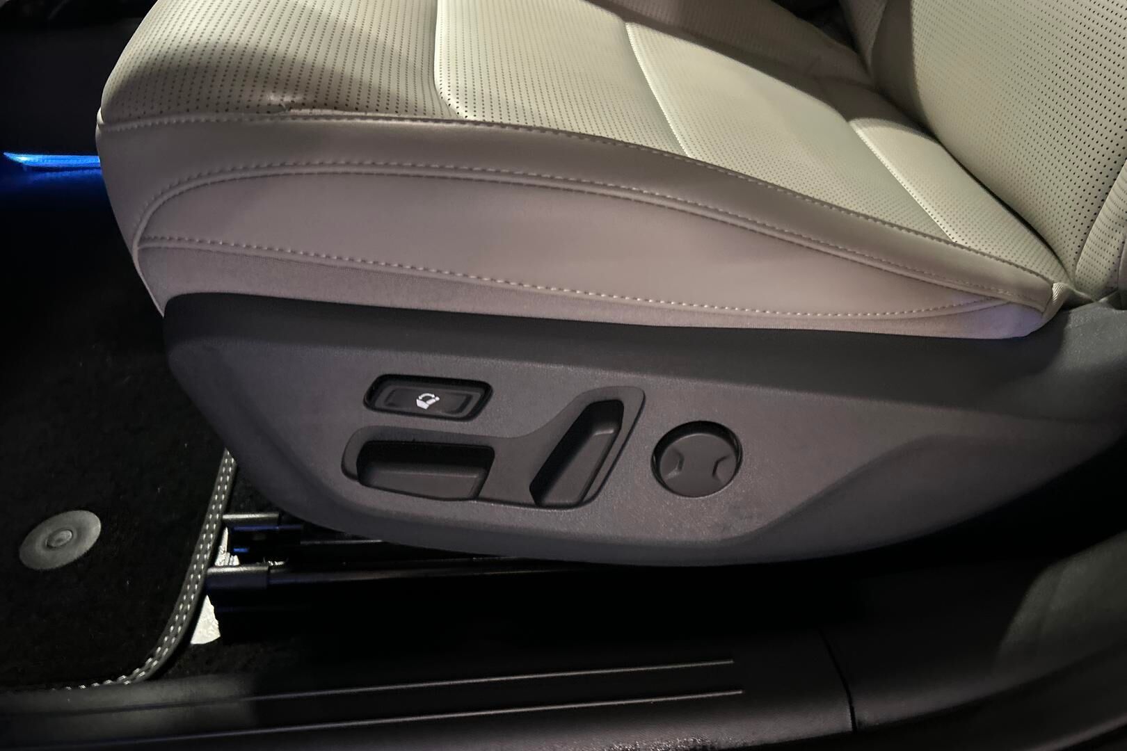 KIA EV6 iso kuva 25
