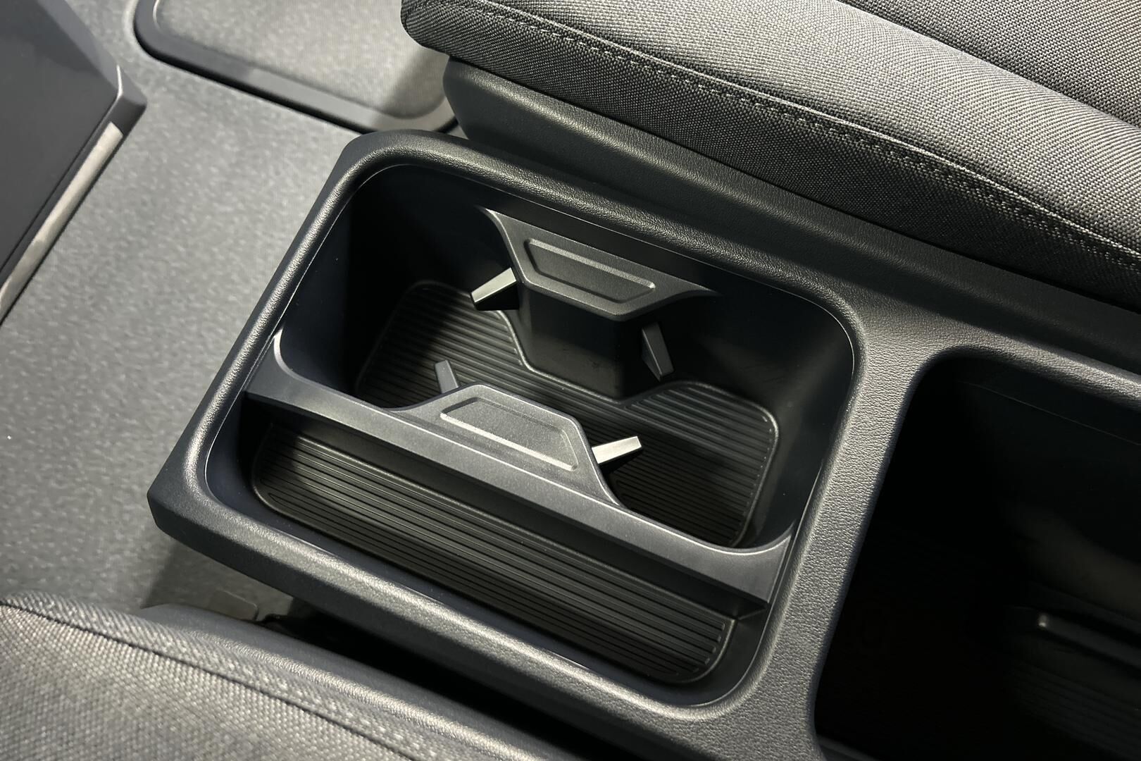 KIA PV5 Cargo iso kuva 23