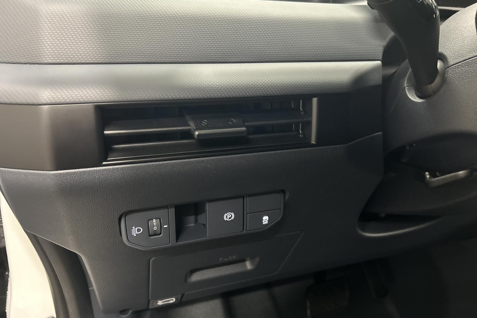 KIA PV5 Cargo iso kuva 26