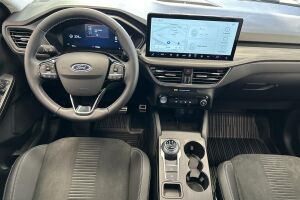 Ford Kuga esikatselu 8