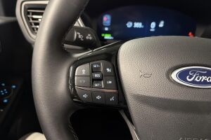 Ford Kuga esikatselu 17