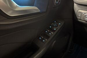 Ford Kuga esikatselu 22