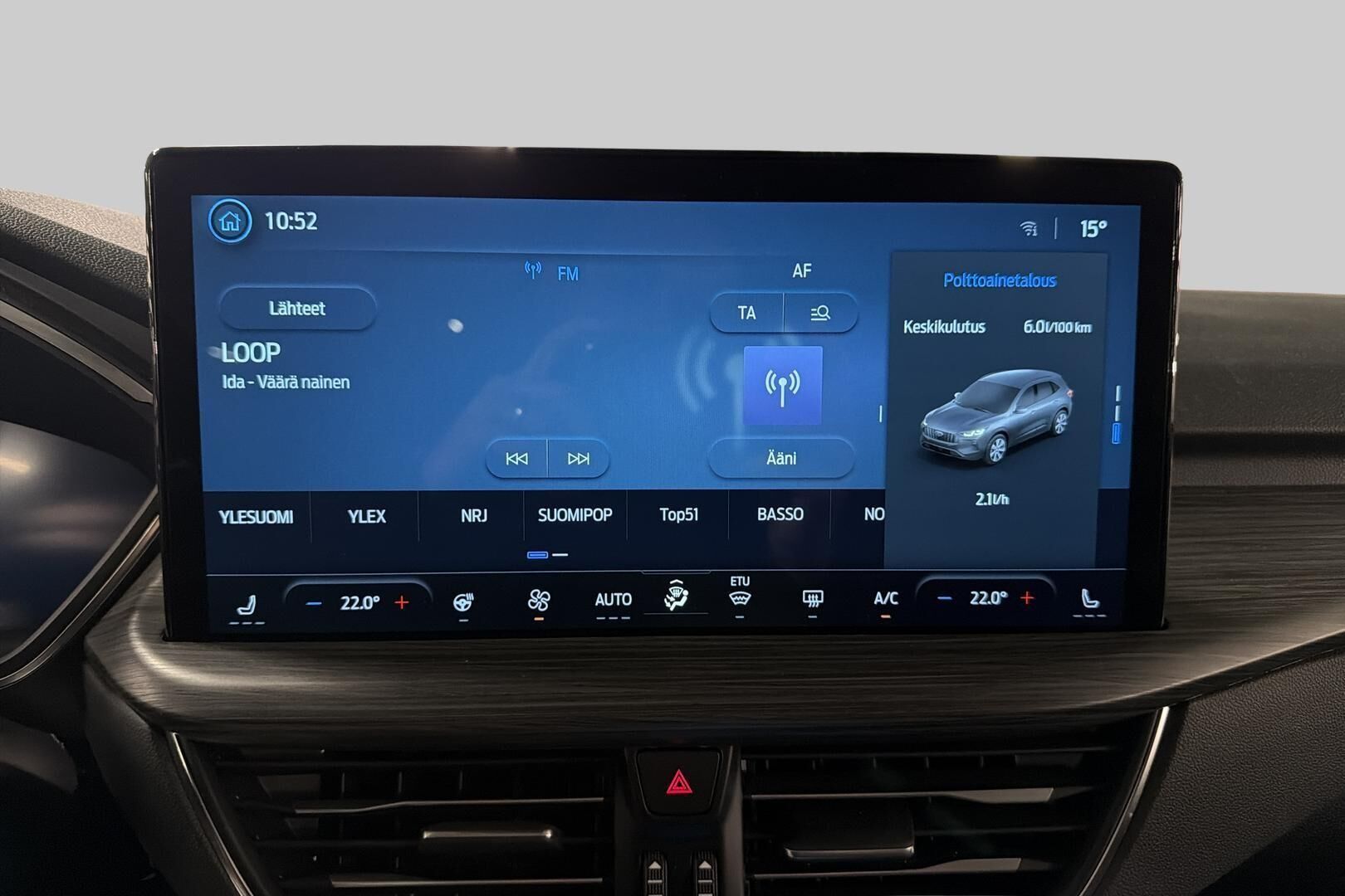 Ford Kuga iso kuva 33