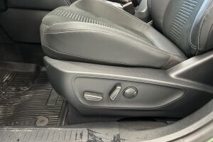 Ford Kuga esikatselu 19