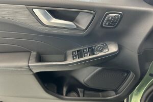 Ford Kuga esikatselu 20