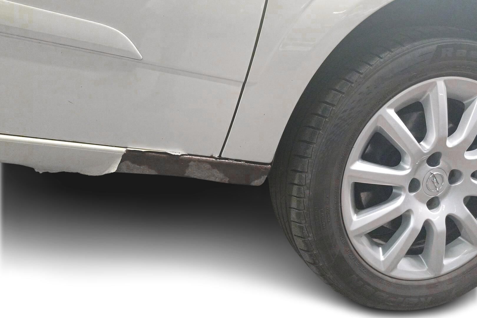 Opel Astra iso kuva 14