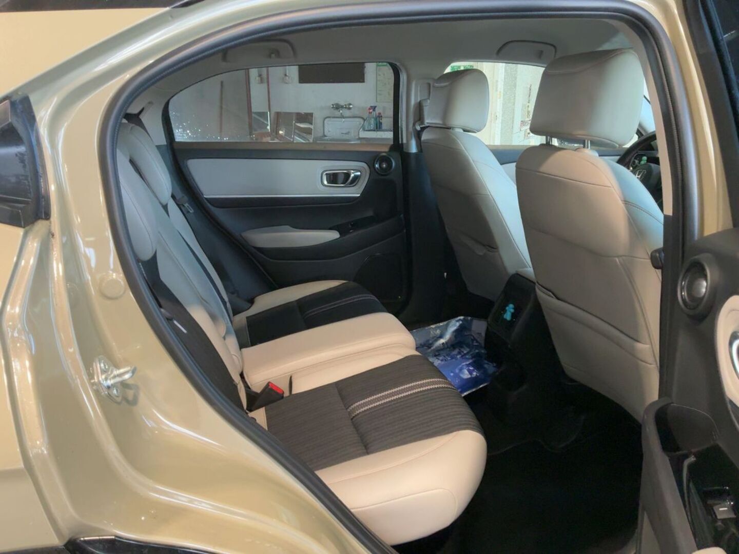 HONDA HR-V iso kuva 2