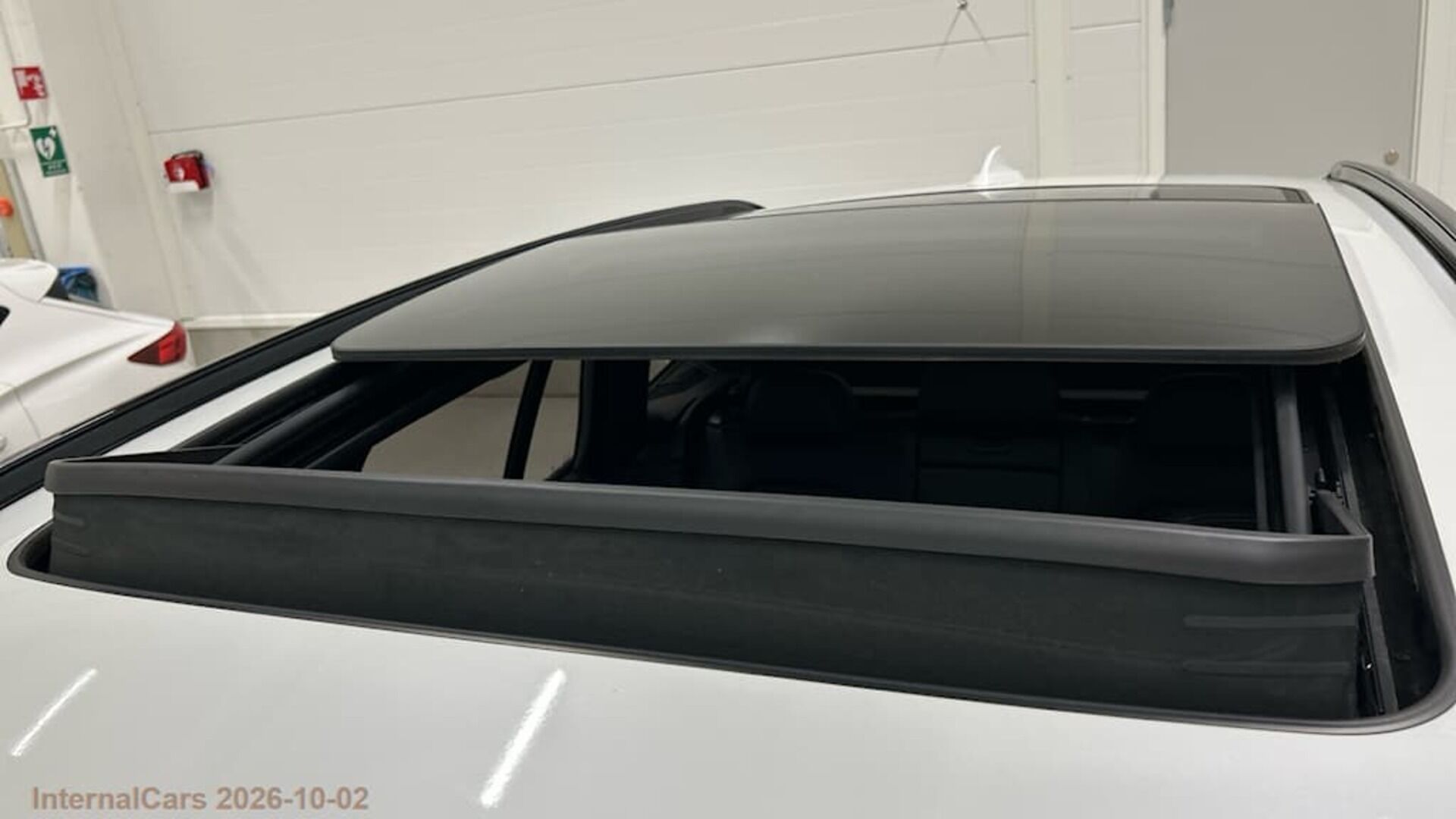 BMW IX3 iso kuva 13