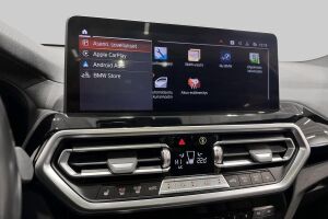 BMW IX3 esikatselu 8