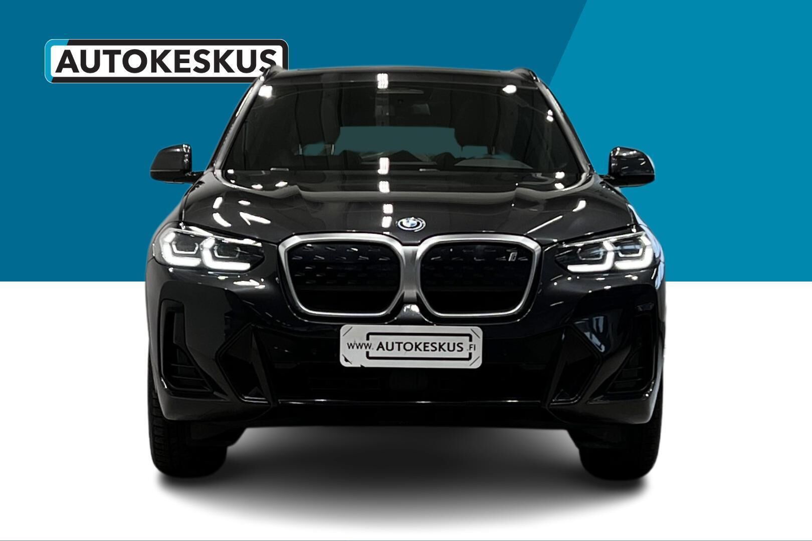 BMW IX3 iso kuva 1