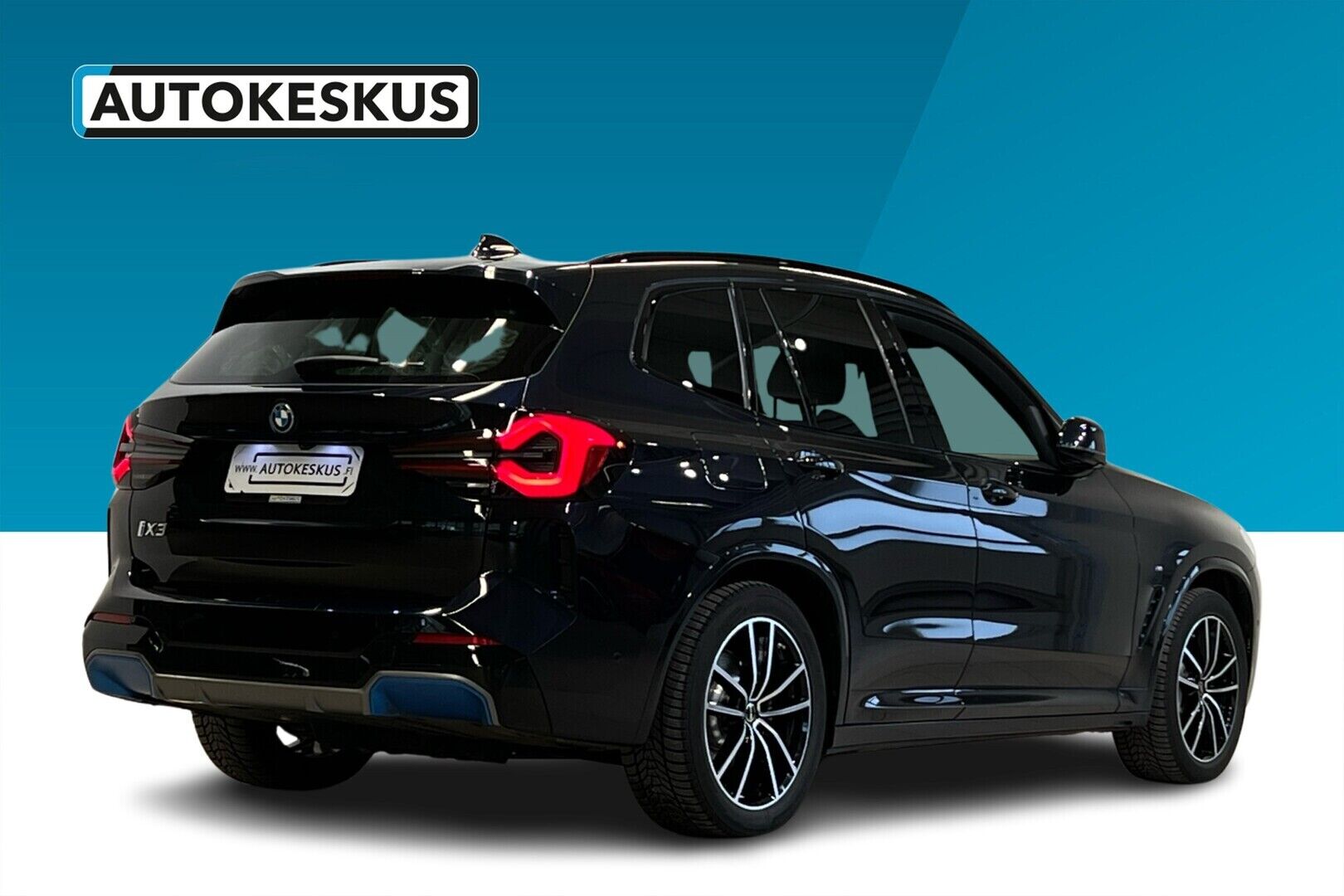 BMW IX3 iso kuva 1