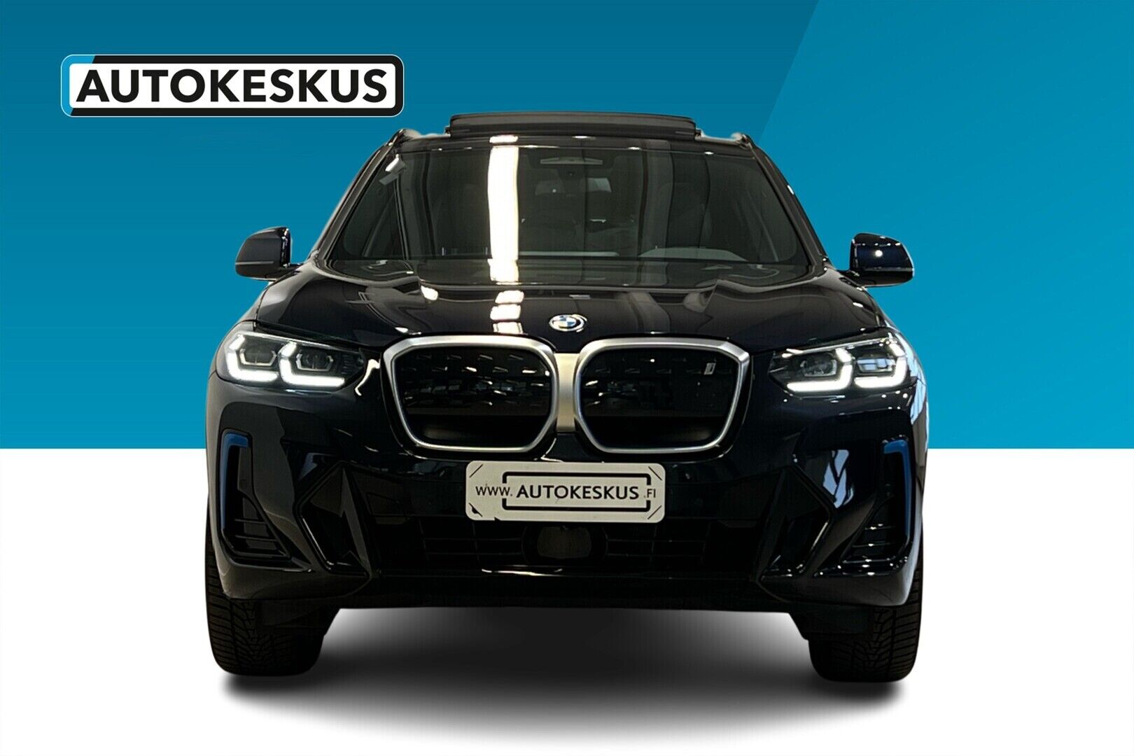 BMW IX3 iso kuva 3