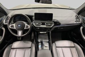 BMW IX3 esikatselu 10