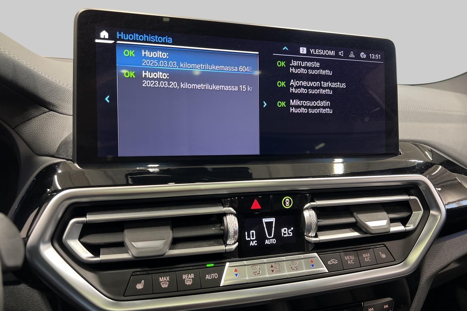 BMW IX3 iso kuva 17