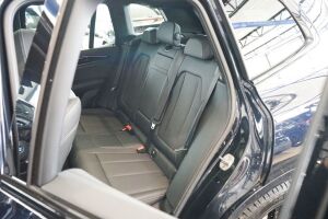 BMW IX3 esikatselu 3