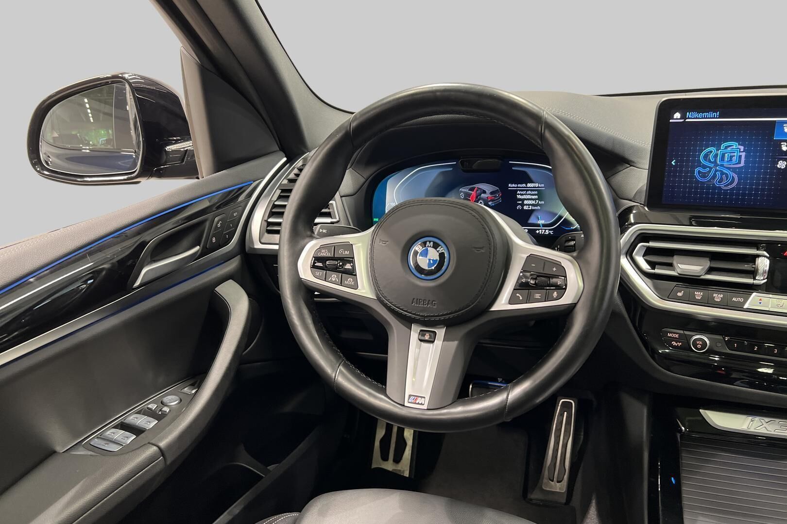 BMW IX3 iso kuva 31
