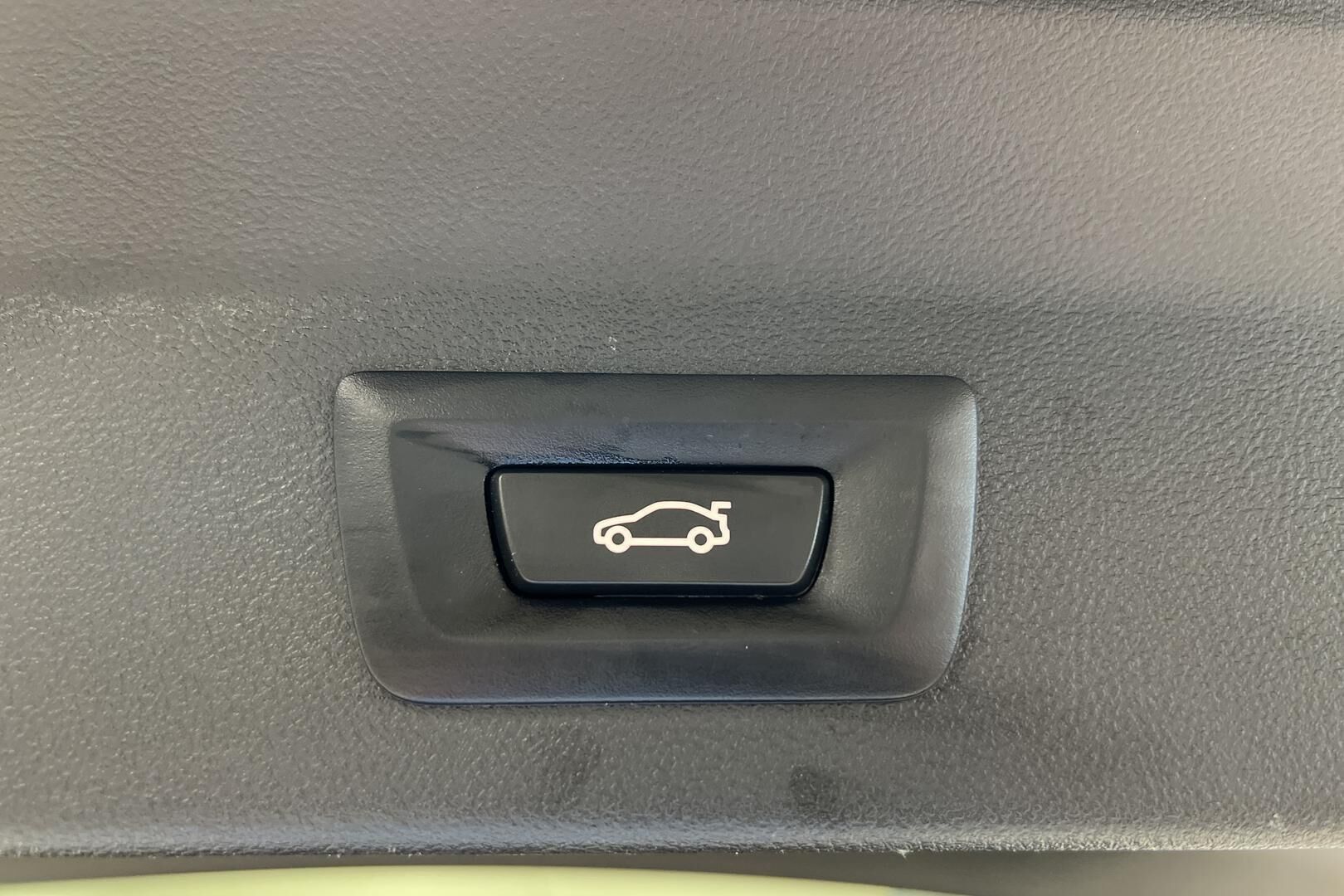 BMW IX3 iso kuva 38