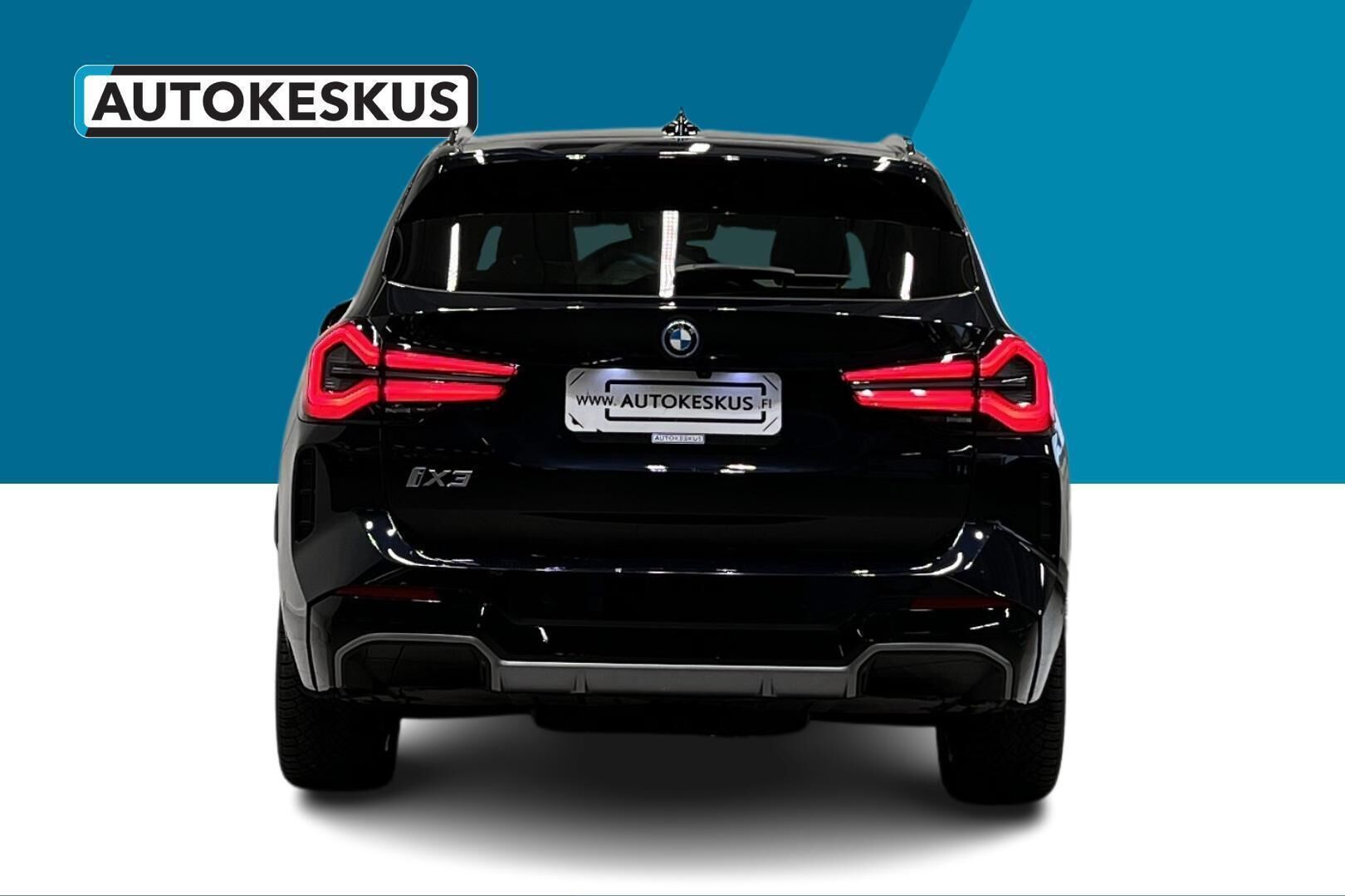 BMW IX3 iso kuva 5
