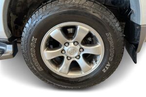 Toyota Land Cruiser esikatselu 13