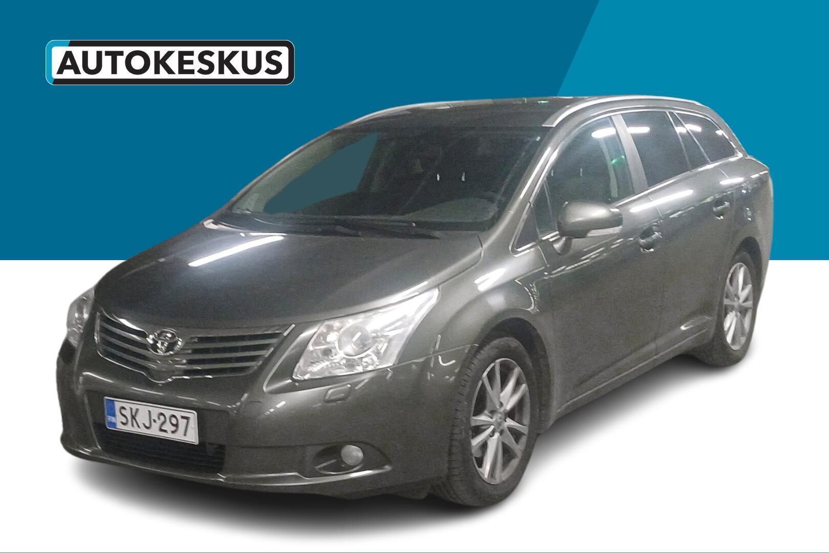 Toyota Avensis iso kuva 0
