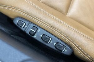 Mercedes-Benz E esikatselu 31