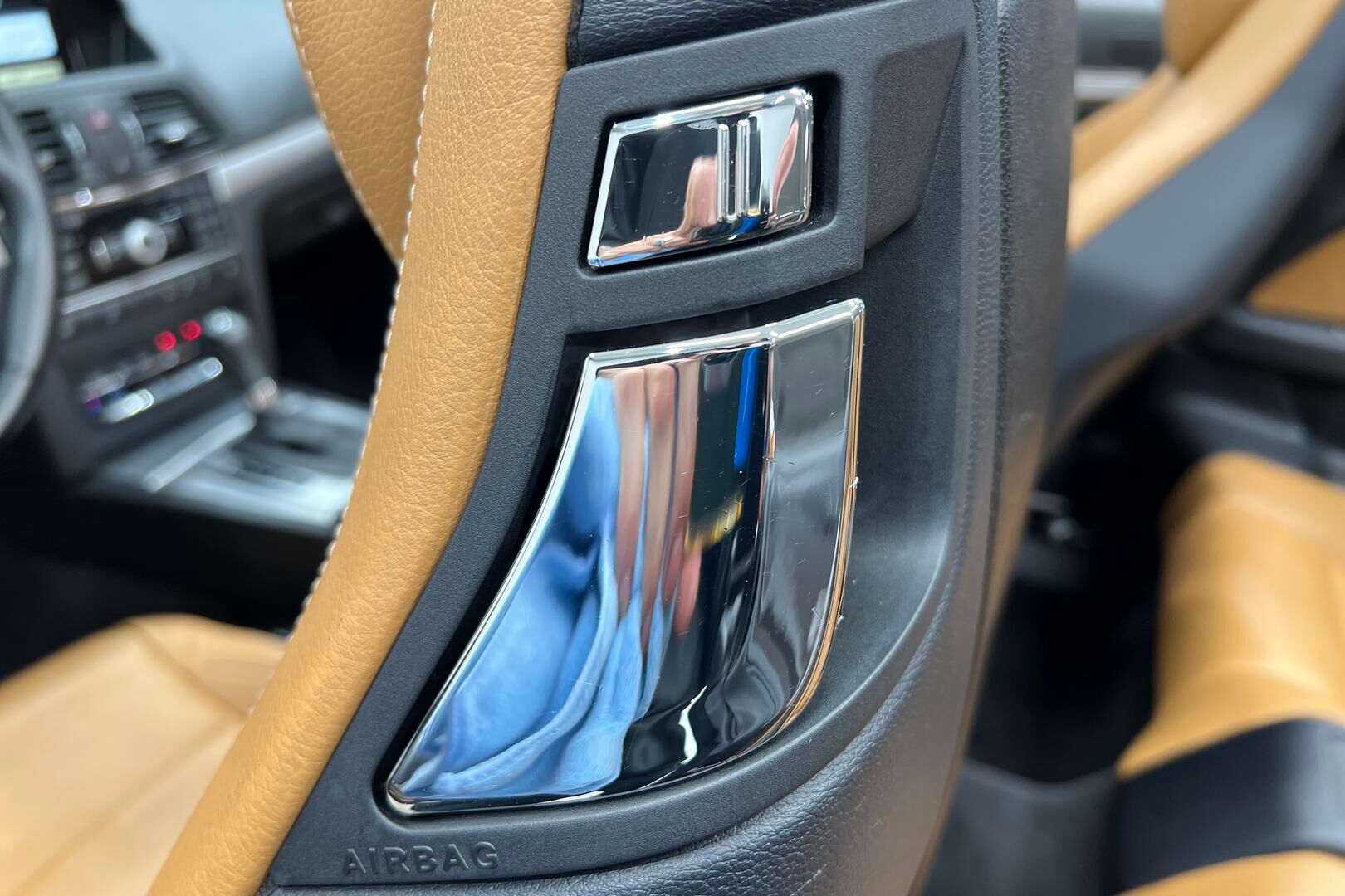 Mercedes-Benz E iso kuva 33