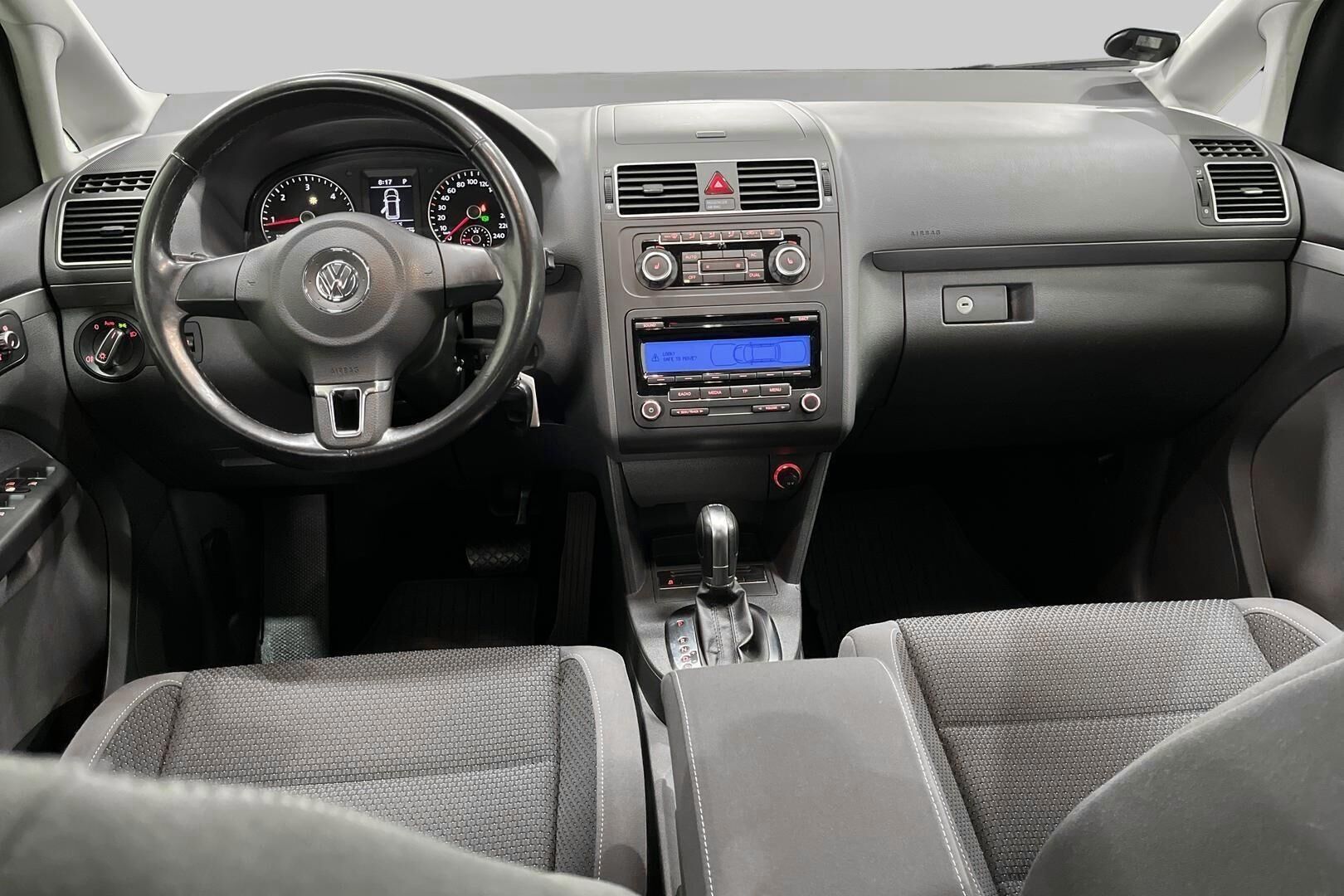Volkswagen Touran iso kuva 10