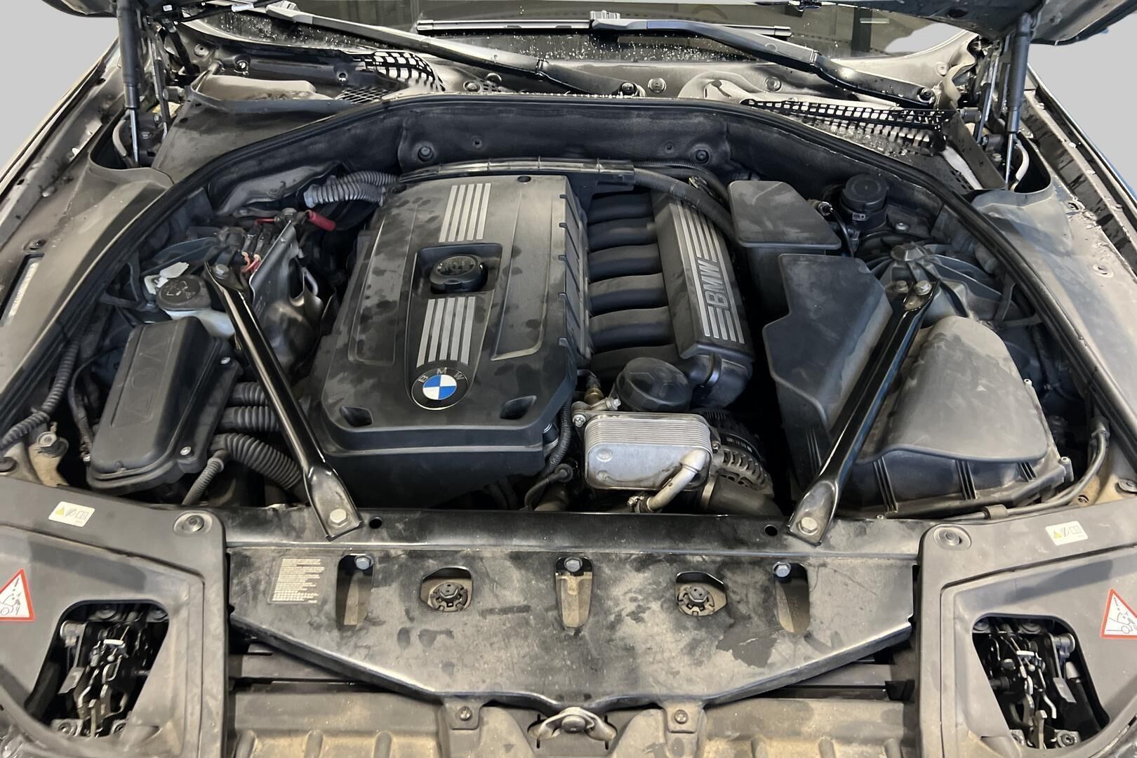 BMW 5-sarja iso kuva 28