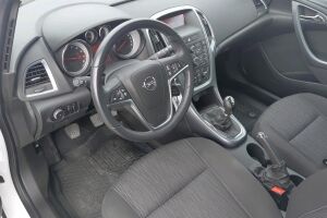Opel Astra esikatselu 2