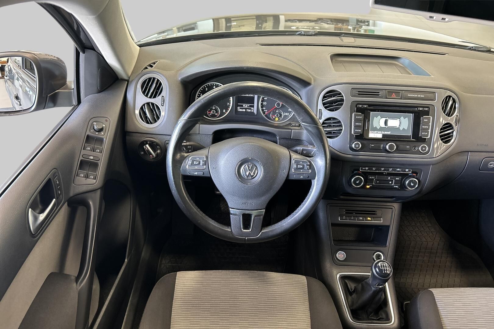 Volkswagen Tiguan iso kuva 29