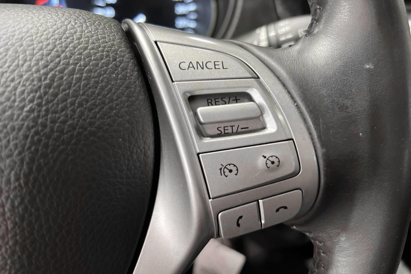Nissan Qashqai iso kuva 15
