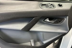Ford Transit Custom esikatselu 19
