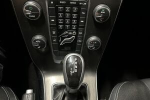 Volvo V40 esikatselu 16