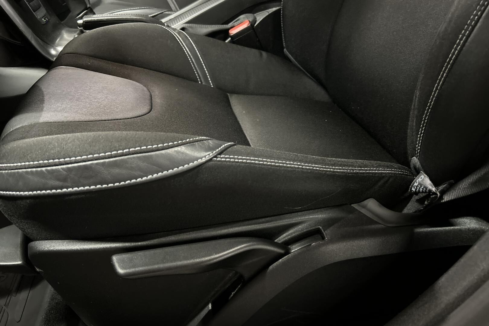 Volvo V40 iso kuva 21