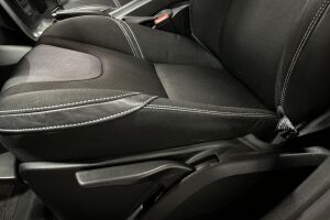 Volvo V40 esikatselu 21