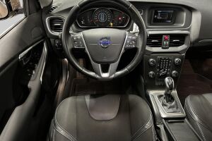 Volvo V40 esikatselu 23