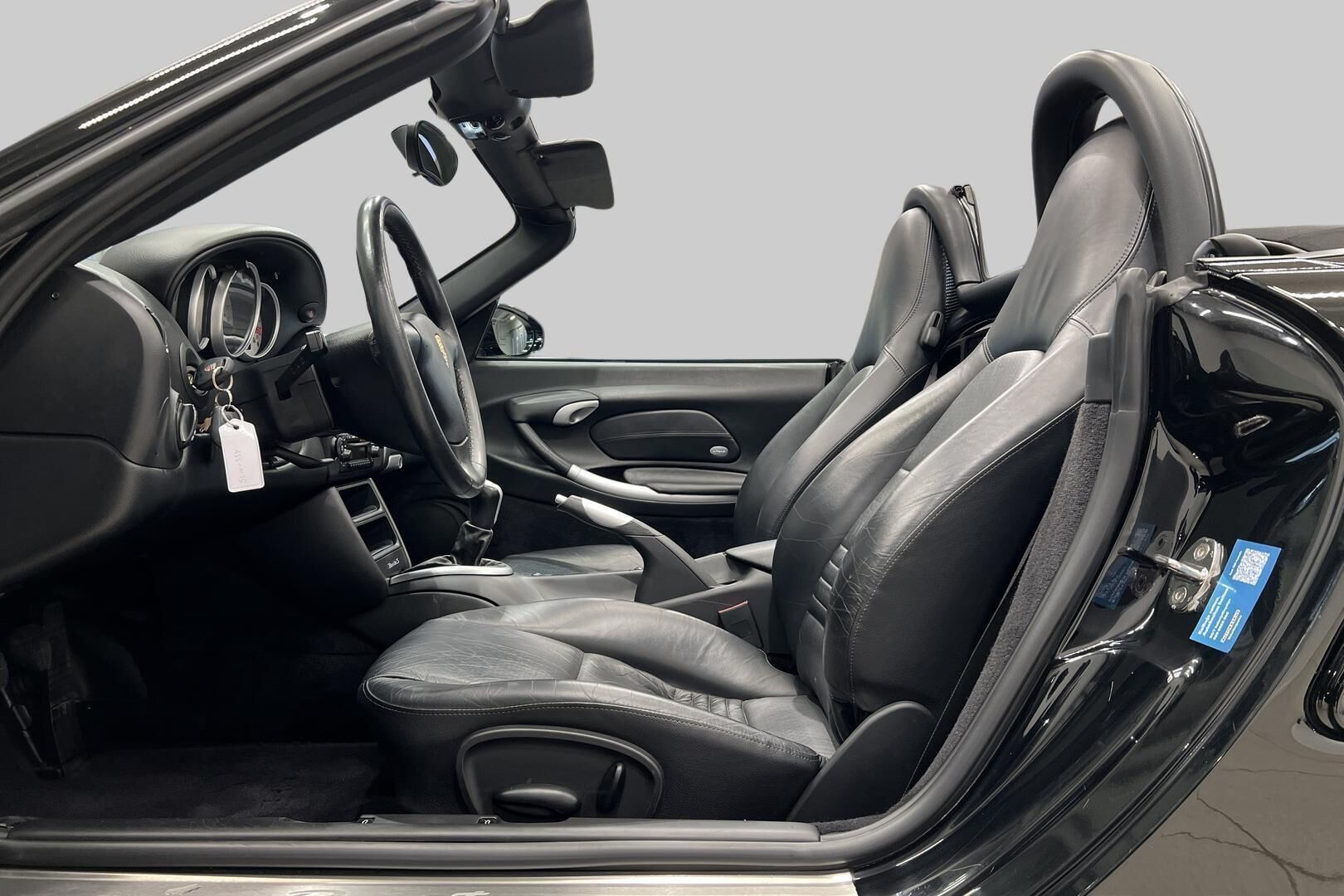 Porsche Boxster iso kuva 9