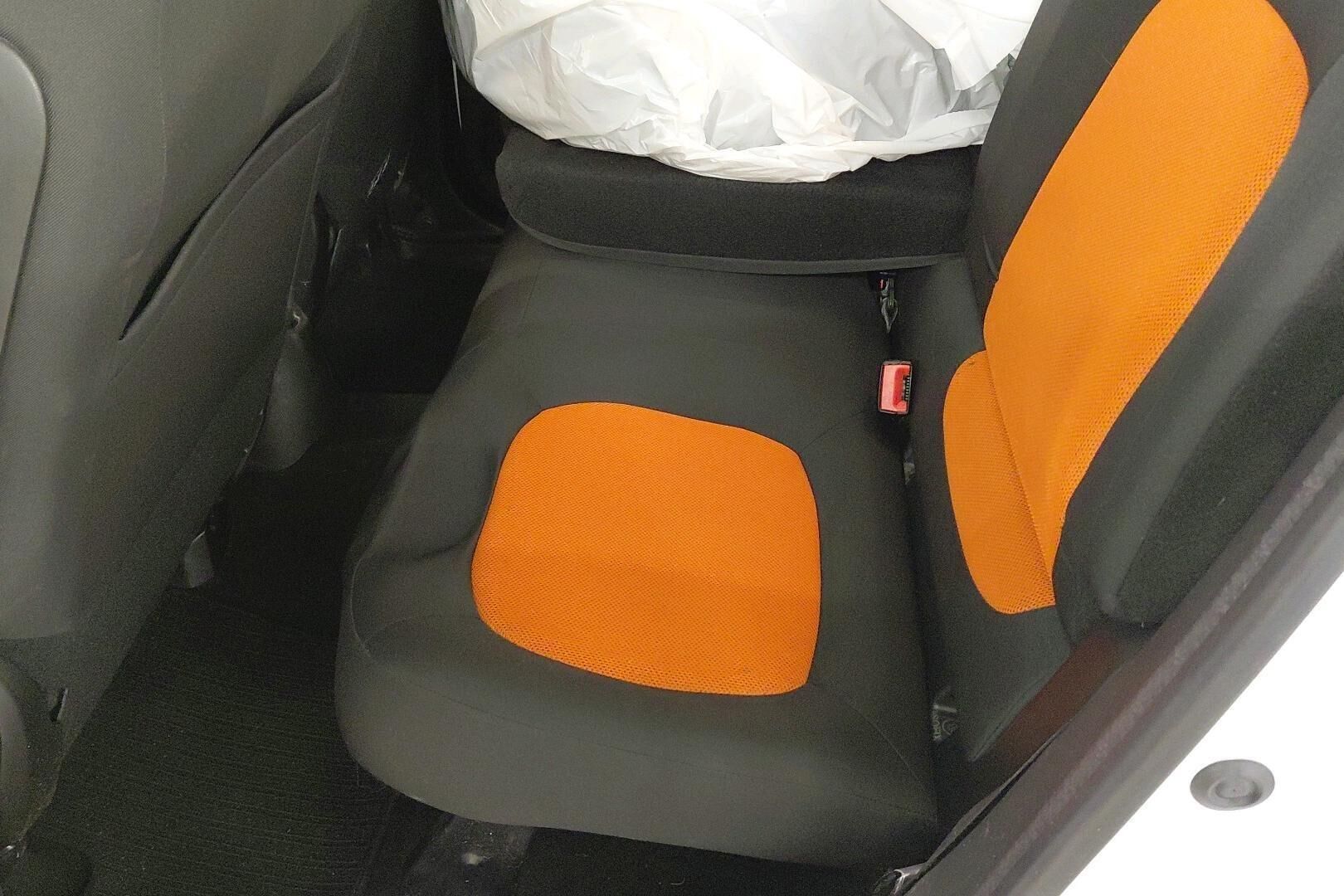 smart forfour iso kuva 10